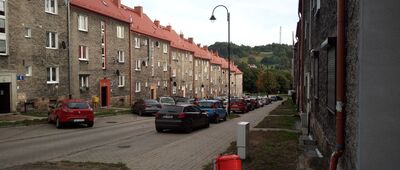 Sobięcin ↔ Boguszów-Gorce, ul. Złota