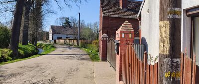 Biedrzychowice Dolne ↔ Roztoki [Roztoki]