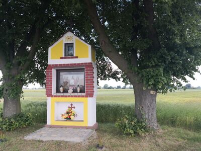 Kapliczka przy Długiej