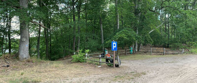 Jezioro Wełminko, parking leśny