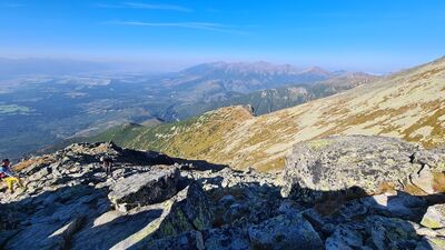 Panorama z niebieskiego szlaku na Podtatranska kotlina przez Krivansky zlab