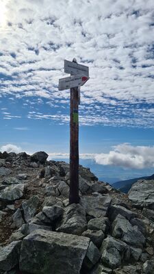Drogowskaz na Staobociańskim Wierchu 2176 m n.p.m.