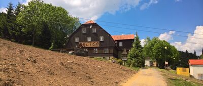 Zieleniec, Schronisko PTTK Orlica ↔ Zieleniec