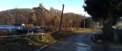 Płonina, skrzyżowanie