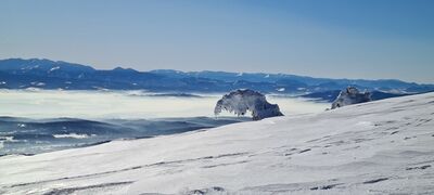 Widok na Tatry z czerwonego szlaku na Babią Górę 1540m n.p.m.