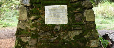 Kalinovské sedlo [Przełęcz Kalinowska - słowacki obelisk w miejscu, w którym 20 września 1944 r. pierwsi żołnierze radzieckiej armi wyzwolicielskiej weszli na teren przyszłej Czechosłowacji]