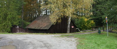 Stara Kuźnica ↔ Stara Kuźnica, odejście Piekielnego Szlaku [Kużnia wodna z XIX w. w Starej Kuźnicy]