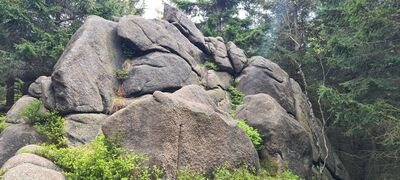 Skałki Konie Apokalipsy na Grzbietowej Drodze