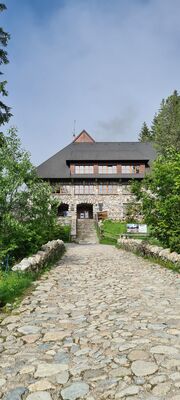 Schronisko PTTK na Polanie Chochołowskiej