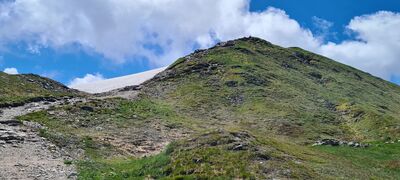 Ostatni fragment podejścia na Wołowiec niebieskim szlakiem