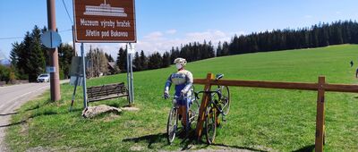 Hrabětice, nad Jabloneckou chatou ↔ Křížek