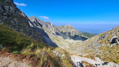 Dolina Pańszczycy z żółtego szlaku pod Krzyżnem