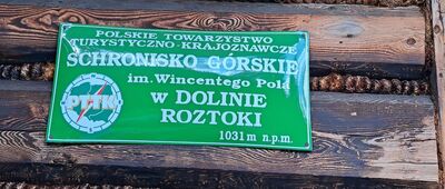 Schronisko PTTK w Dolinie Roztoki