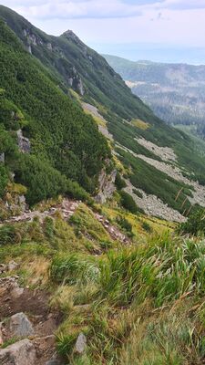 Czarny szlak na Karb