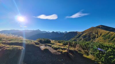 Wyżnia Kondracka Przełęcz i panorama Tatr