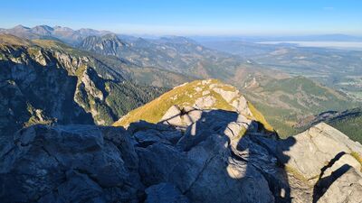 Widok z Giewontu na zachód