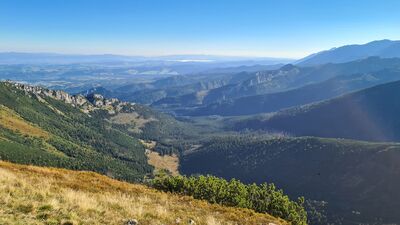 Dolina Bystrej z żółtego szlaku na Kopę Kondracką