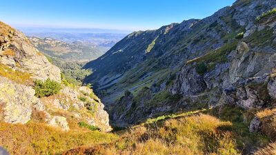 Widok na Suchą Dolinę Kondratową z Przełęczy Niskie Wrótka