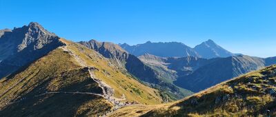 Kasprowy Wierch [Panorama z Kasprowego Wierchu od Świnicy po Krywań]