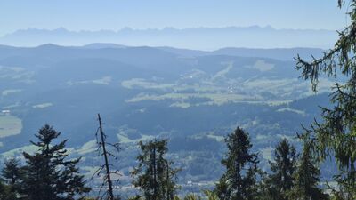 Panorama Tatr z rumowiska pod Luboniem Wielkim
