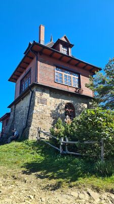 Schronisko PTTK na Luboniu Wielkim