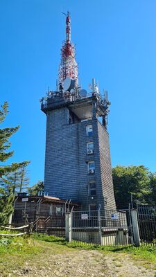 Maszt radiowo-telewizyjny na Luboniu Wielkim