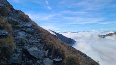 Niebieski szlak na Bystrą na wysokości ok. 2075 m n.p.m.