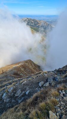 Strome zejście czerwonym szlakiem z Błyszcza