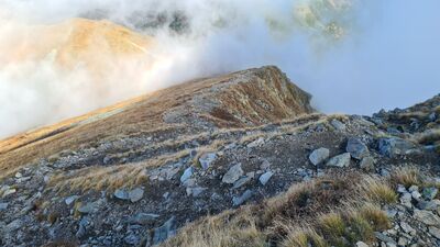 Strome zejście czerwonym szlakiem z Błyszcza