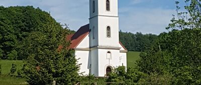 Zagórze Śląskie, Caritas ↔ Skrzyżowanie nad jeziorem [Kościół filialny pw. św. Anny w Michałkowej]