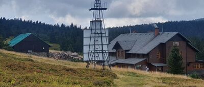 Rozdroże pod Porębkiem ↔ Schronisko PTTK Na Śnieżniku [Schronisko PTTK Na Śnieżniku]