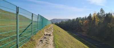 Żar, odejście szlaku czarnego ↔ Żar, odejście szlaku zielonego