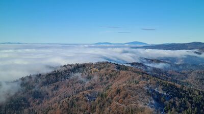 Pilsko i Babia Góra z wieży na Lubaniu