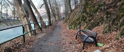 Głuchołazy-Zdrój, promenada ↔ Głuchołazy, źródło Żegnalce