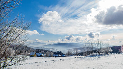 Widok w kierunku Strzebla z Polany Więciórka