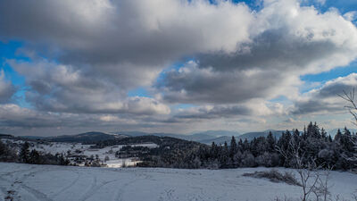Widok w kierunku Lubomira z Koskowej Góry