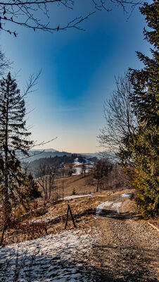 Cieńków Niżni z żółtego szlaku