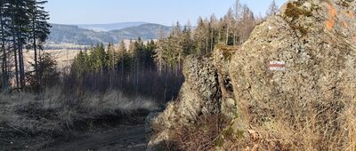 Pod Zadzierną ↔ Bukówka, pod zaporą