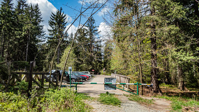 Parking przy Lisiej Przełęczy