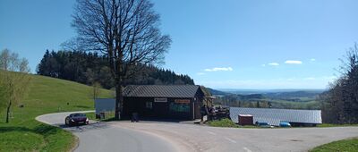Petrovičky ↔ Przejście graniczne Kamieńczyk / Mladkov-Petrovičky, parking