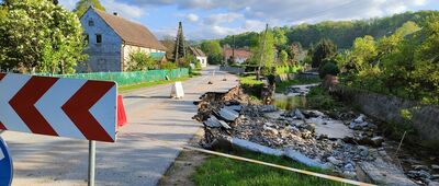 Ożary Górne ↔ Mąkolno