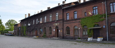 Ścinawka Średnia, stacja kolejowa