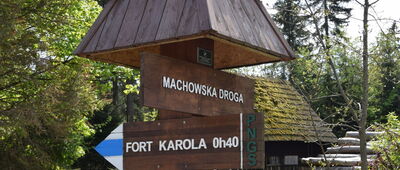 Karłów, Machowska Droga