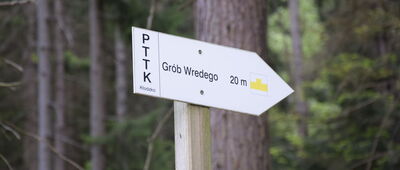Odejście ścieżki do grobu Friedricha Wrede
