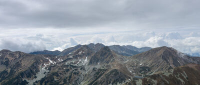 Jarząbczy Wierch [Widok z Jarząbczego Wierchu na zachód 3.06.25]
