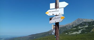 Kolejka krzesełkowa Gąsienicowa, stacja dolna