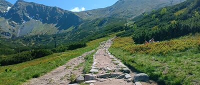 Kolejka krzesełkowa Gąsienicowa, stacja dolna