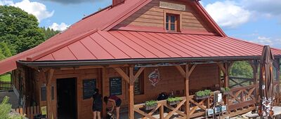 Kamenitý, turisticka chata ↔ Horní Lomná, Doubrava