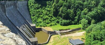 Jezioro Bystrzyckie, zapora