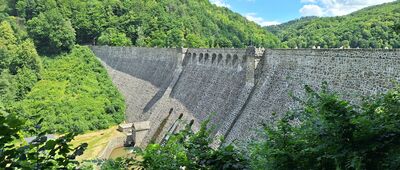 Jezioro Bystrzyckie, zapora